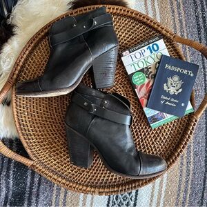 rag & bone Black Leather “Harrow” Subtly Distressed Belted Ankle Boots Size 39